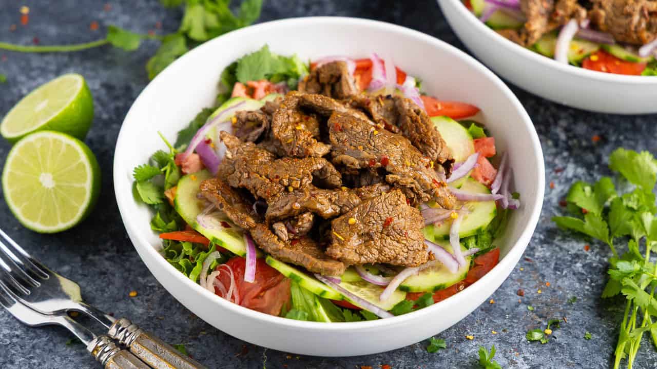 Easy Thai Beef Salad Recipe: Grill Steak & Zesty Lime Dressing